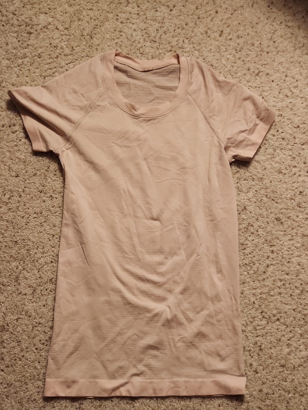Never Worn Lululemon Women's Light Blush Short Sleeve Ribbed Tee, Size 4